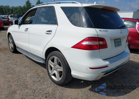 2015 Mercedes-Benz Ml 400 4Matic z USA, uszkodzony, nr VIN 4JGDA5GB2FA501604